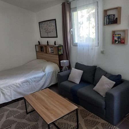 Maisonnette Au Calme Gennevilliers Zewnętrze zdjęcie