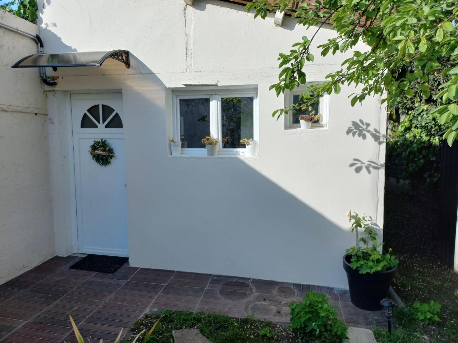 Maisonnette Au Calme Gennevilliers Zewnętrze zdjęcie
