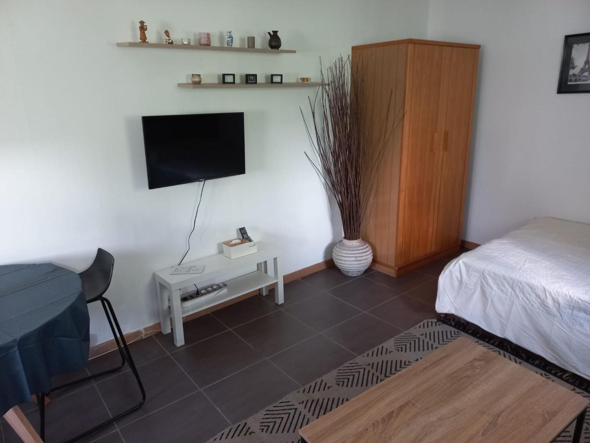 Maisonnette Au Calme Gennevilliers Zewnętrze zdjęcie